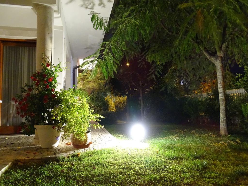 Villa Gioia Rooms Монтегранаро Екстер'єр фото
