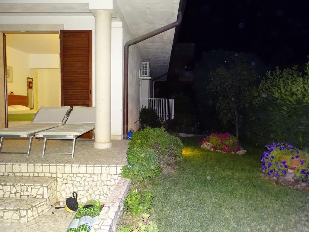 Villa Gioia Rooms Монтегранаро Екстер'єр фото