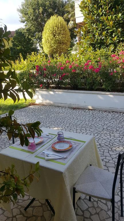 Villa Gioia Rooms Монтегранаро Екстер'єр фото